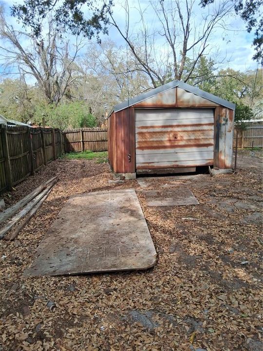 Activo con contrato: $200,000 (3 camas, 1 baños, 1102 Pies cuadrados)
