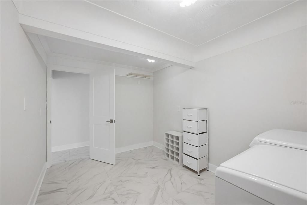 На продажу: $975,000 (4 спален, 3 ванн, 2298 Квадратных фут)