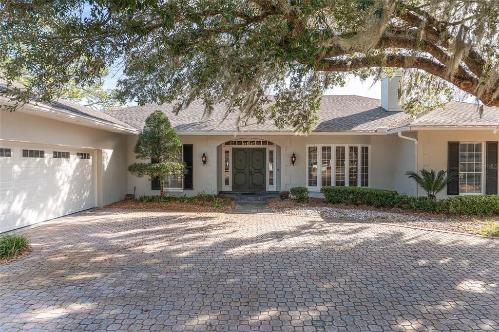 En Venta: $639,900 (3 camas, 3 baños, 3812 Pies cuadrados)