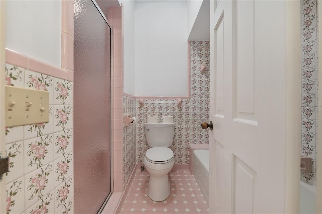 En Venta: $639,900 (3 camas, 3 baños, 3812 Pies cuadrados)