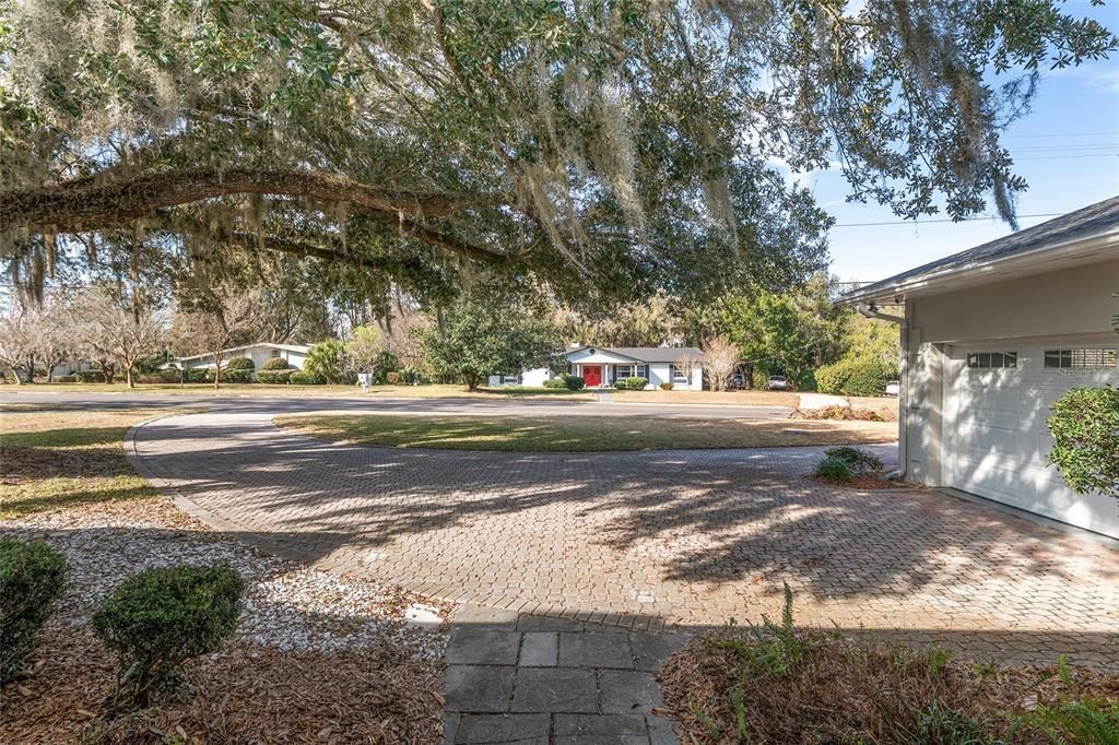 En Venta: $639,900 (3 camas, 3 baños, 3812 Pies cuadrados)