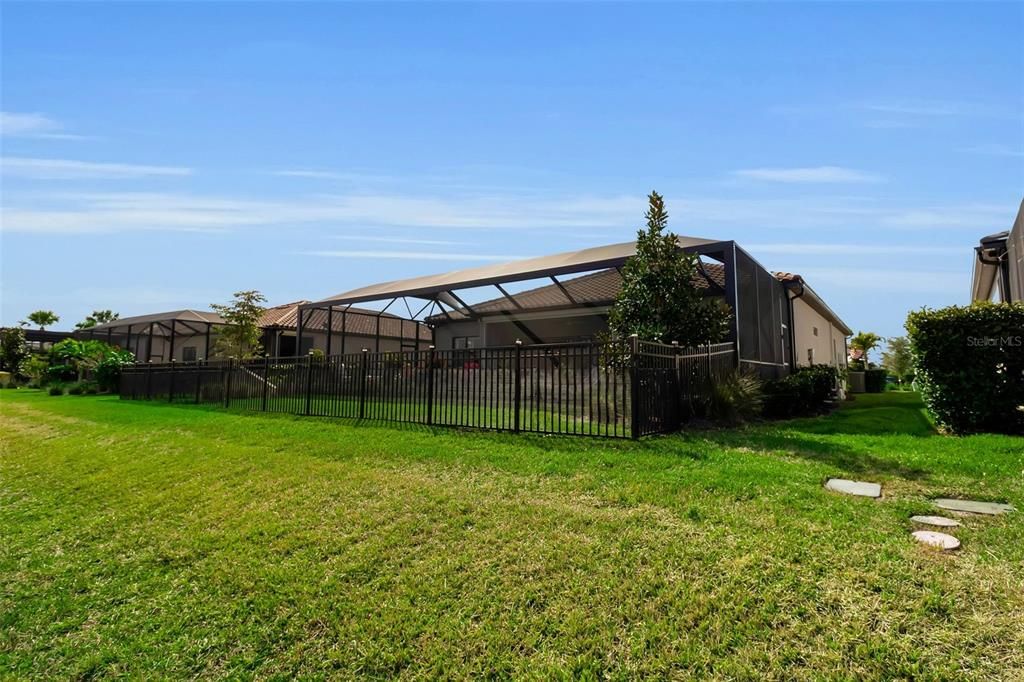 En Venta: $1,199,000 (3 camas, 3 baños, 2471 Pies cuadrados)