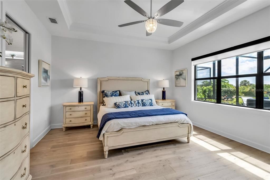 En Venta: $1,199,000 (3 camas, 3 baños, 2471 Pies cuadrados)