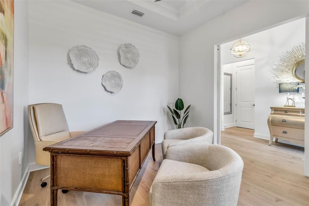 En Venta: $1,199,000 (3 camas, 3 baños, 2471 Pies cuadrados)