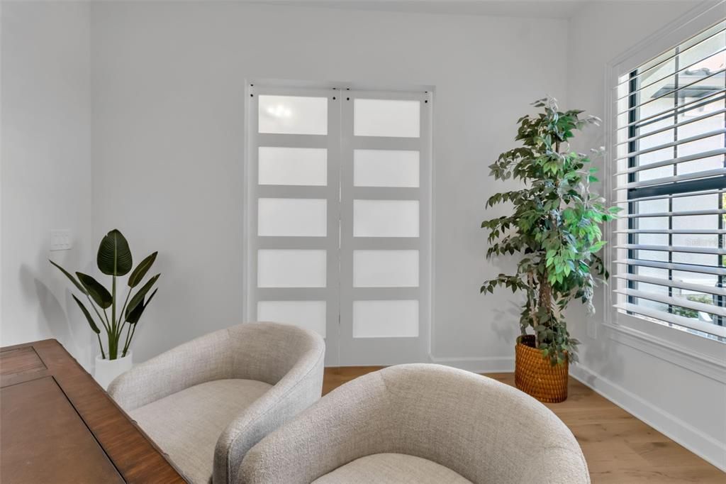 En Venta: $1,199,000 (3 camas, 3 baños, 2471 Pies cuadrados)