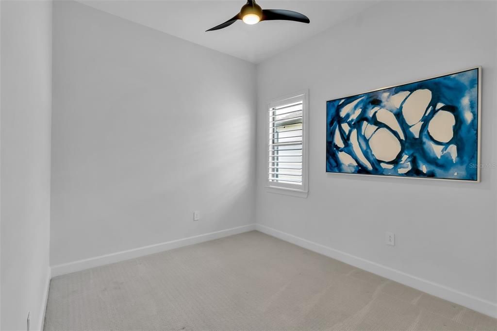 En Venta: $1,199,000 (3 camas, 3 baños, 2471 Pies cuadrados)