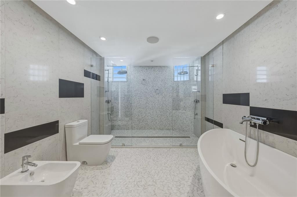 En Venta: $4,750,000 (4 camas, 4 baños, 5295.31 Pies cuadrados)