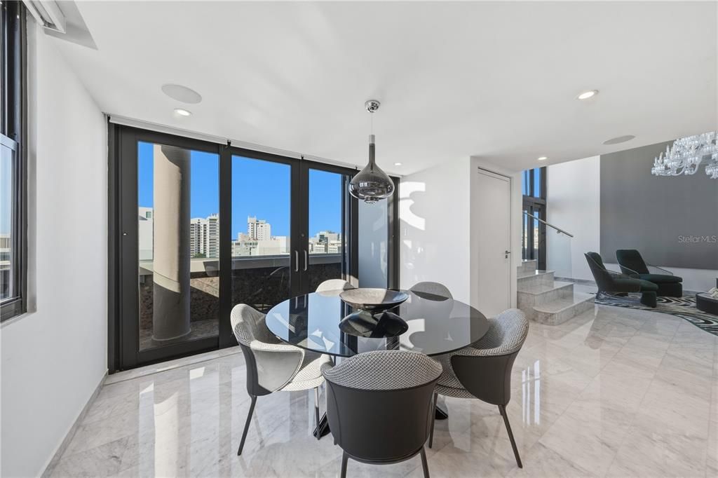 En Venta: $4,750,000 (4 camas, 4 baños, 5295.31 Pies cuadrados)