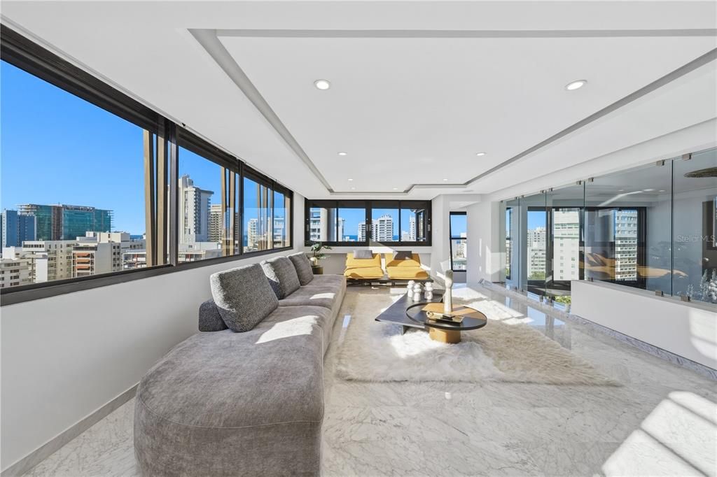 En Venta: $4,750,000 (4 camas, 4 baños, 5295.31 Pies cuadrados)