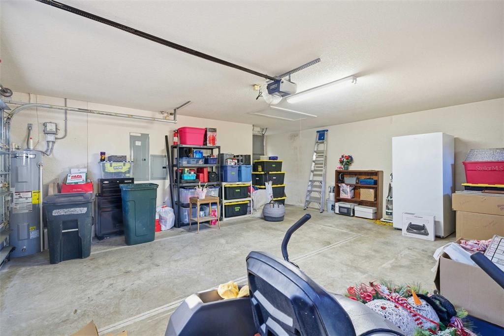 Active With Contract: $429,000 (3 beds, 2 baths, 2609 Square Feet)