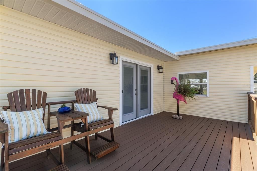 For Sale: $265,000 (2 beds, 1 baths, 1288 Square Feet)