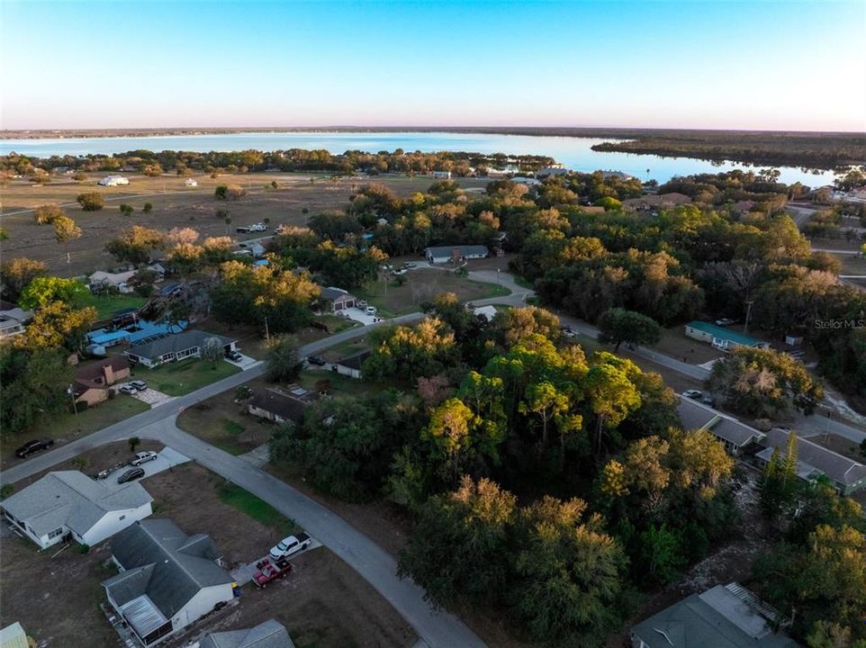 На продажу: $13,300 (0.35 acres)