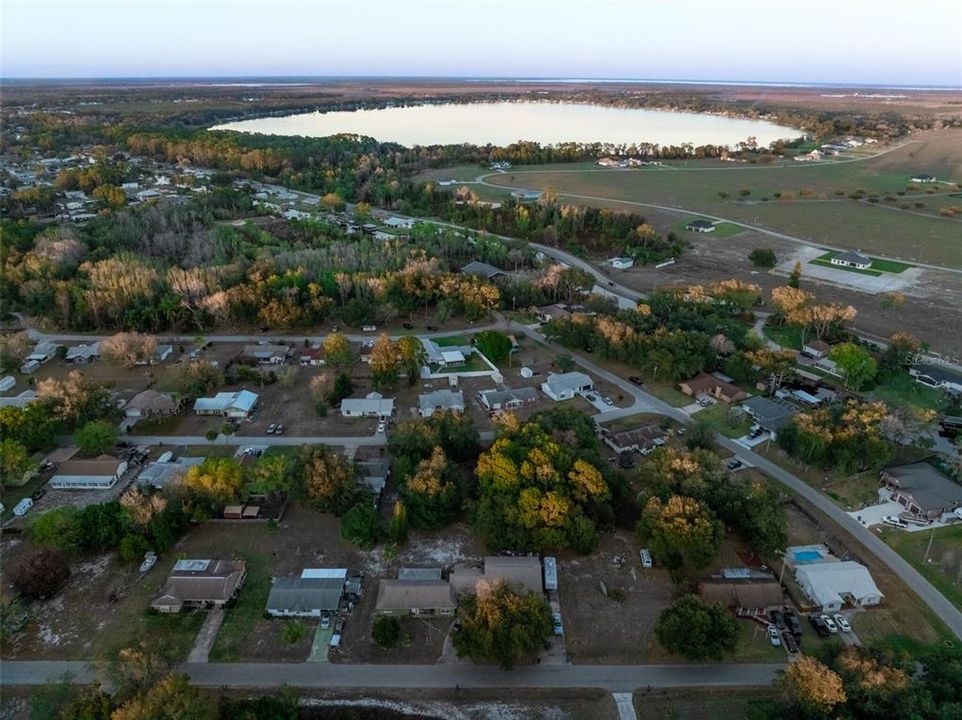 На продажу: $13,300 (0.35 acres)
