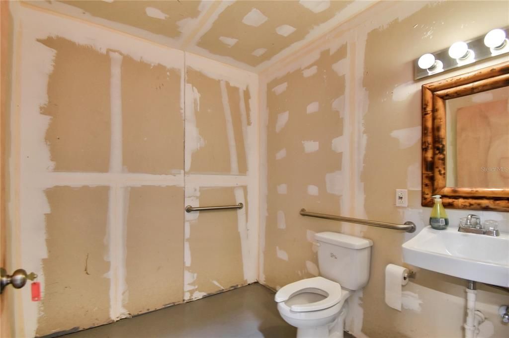 待售: $28,800 (0 贝兹, 0 浴室, 0 平方英尺)