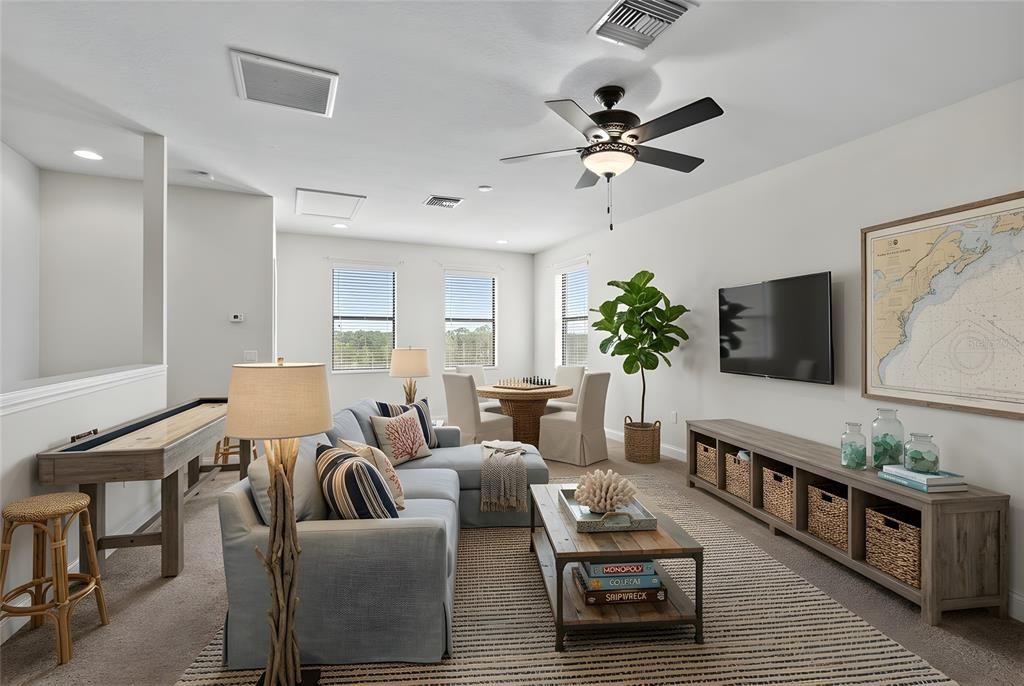 En Venta: $898,000 (4 camas, 3 baños, 3435 Pies cuadrados)