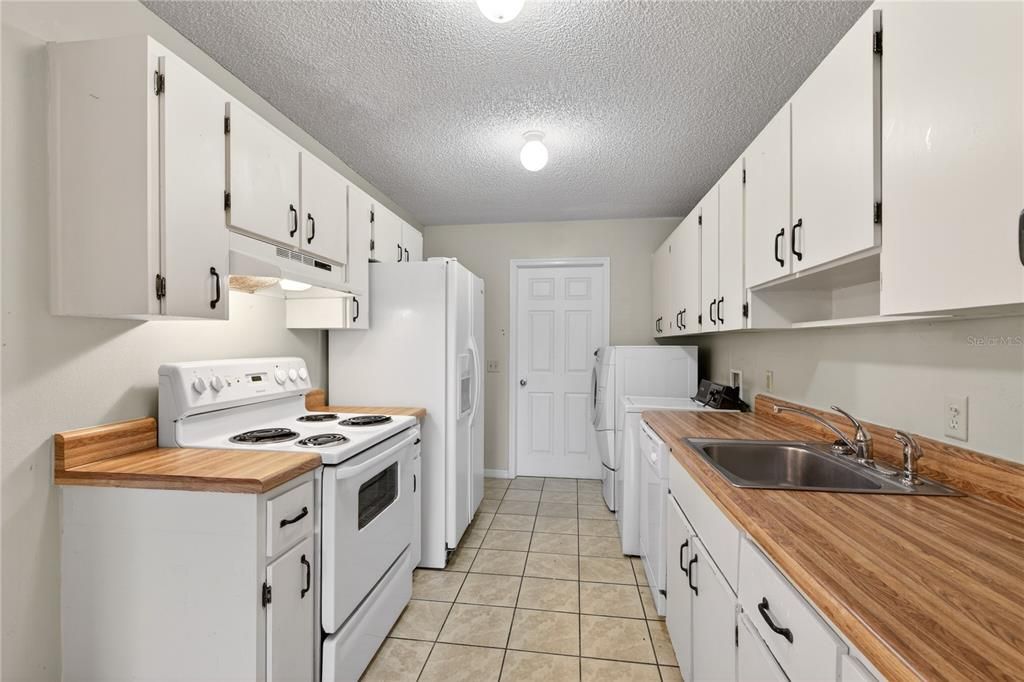 En Venta: $135,000 (2 camas, 2 baños, 1120 Pies cuadrados)