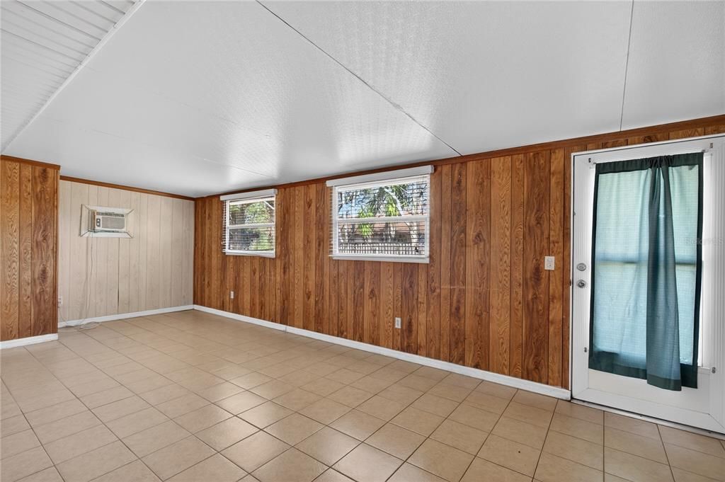 En Venta: $135,000 (2 camas, 2 baños, 1120 Pies cuadrados)