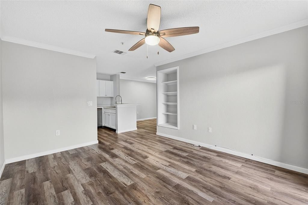 Active With Contract: $134,999 (1 beds, 1 baths, 772 Square Feet)