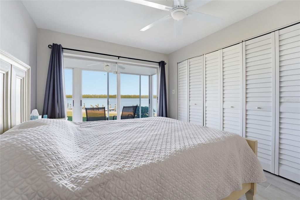 Activo con contrato: $649,000 (2 camas, 2 baños, 1376 Pies cuadrados)