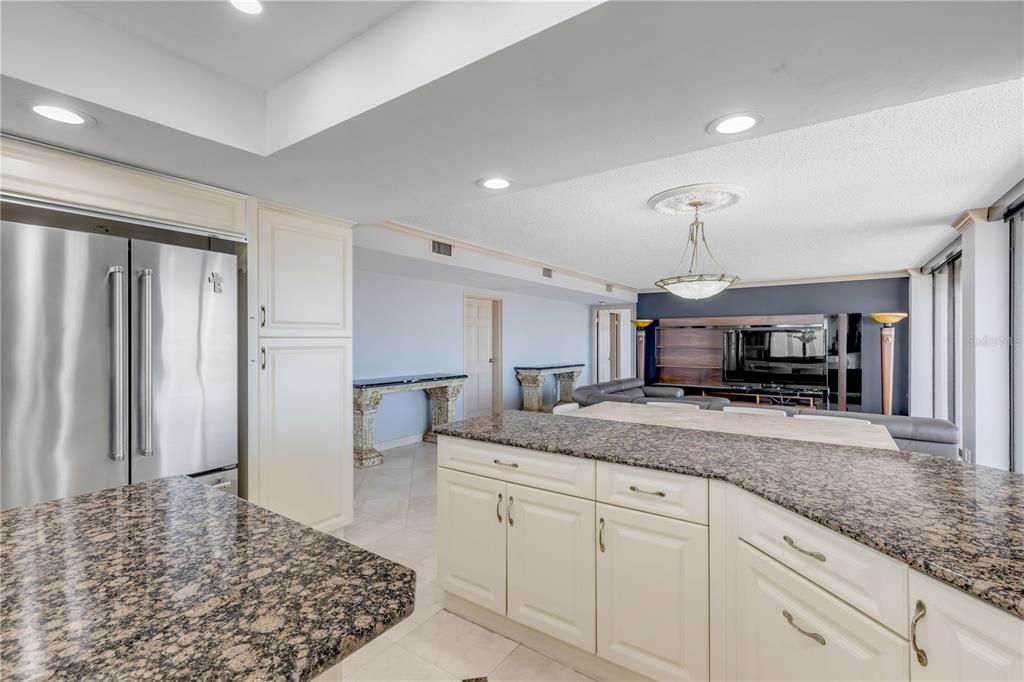 For Sale: $1,250,000 (3 beds, 3 baths, 3423 Square Feet)