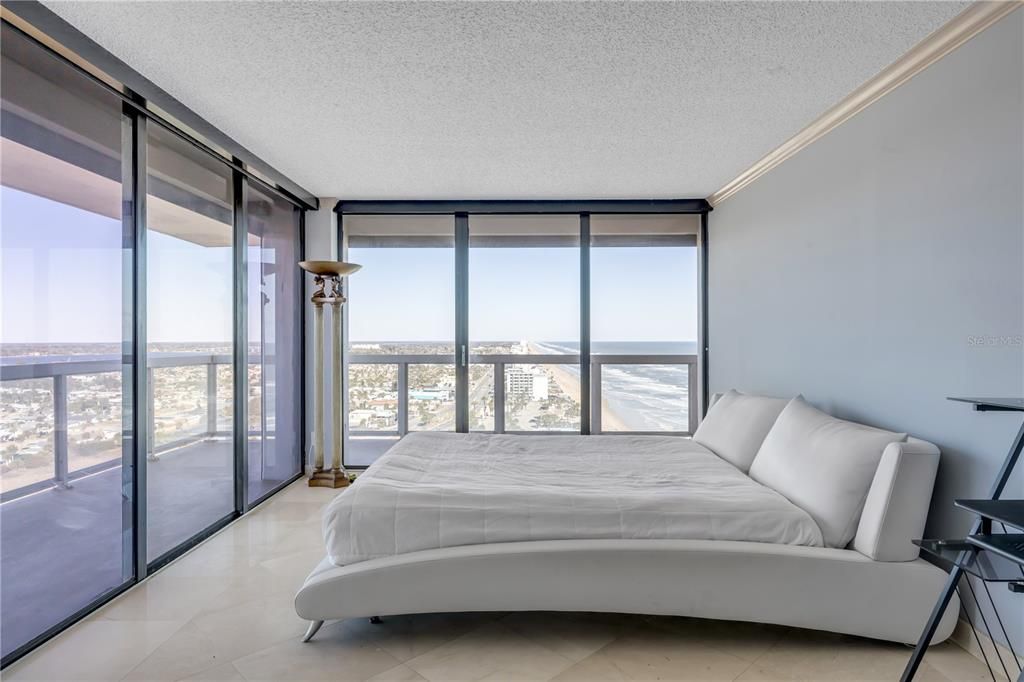For Sale: $1,250,000 (3 beds, 3 baths, 3423 Square Feet)