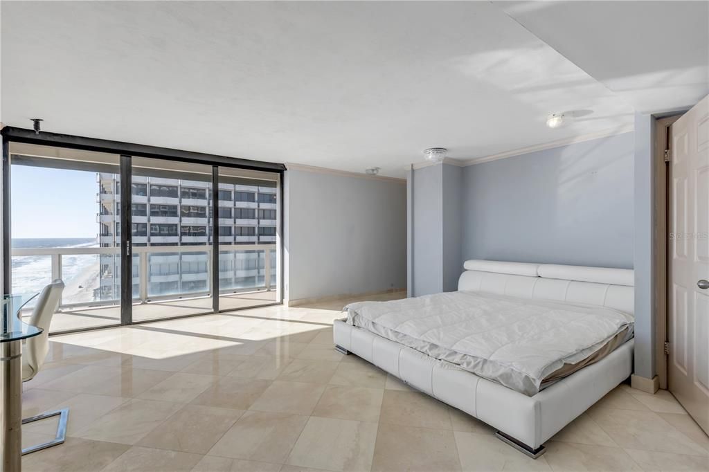 For Sale: $1,250,000 (3 beds, 3 baths, 3423 Square Feet)