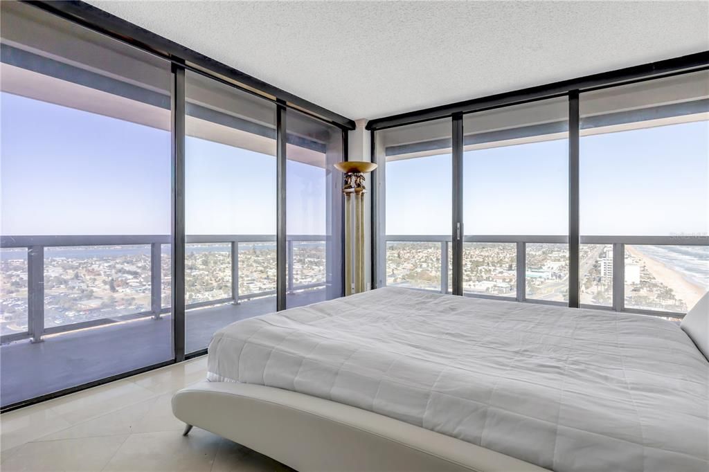 For Sale: $1,250,000 (3 beds, 3 baths, 3423 Square Feet)