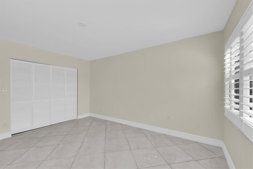 En Venta: $215,000 (1 camas, 1 baños, 948 Pies cuadrados)