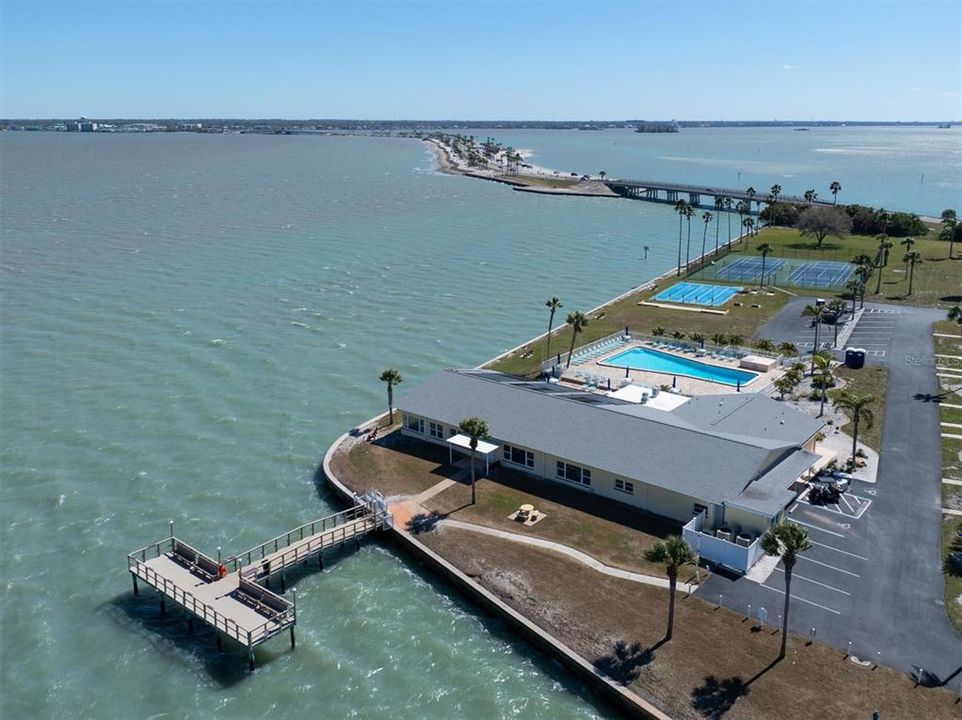 En Venta: $215,000 (1 camas, 1 baños, 948 Pies cuadrados)