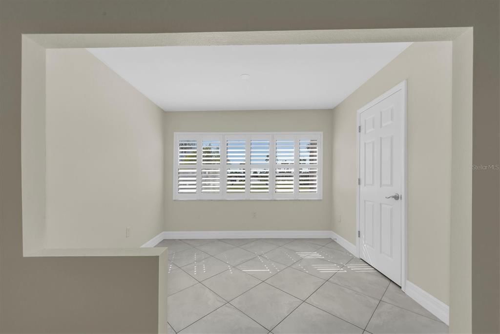 En Venta: $215,000 (1 camas, 1 baños, 948 Pies cuadrados)