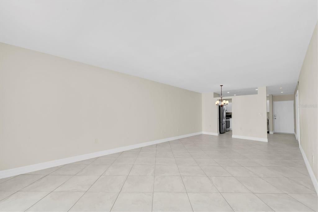 En Venta: $215,000 (1 camas, 1 baños, 948 Pies cuadrados)