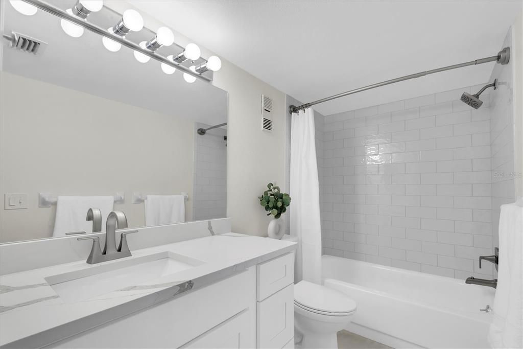 En Venta: $215,000 (1 camas, 1 baños, 948 Pies cuadrados)