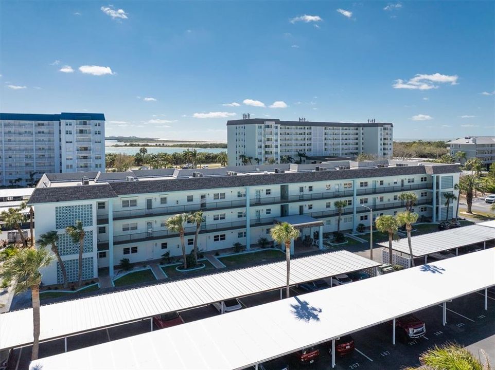 En Venta: $215,000 (1 camas, 1 baños, 948 Pies cuadrados)