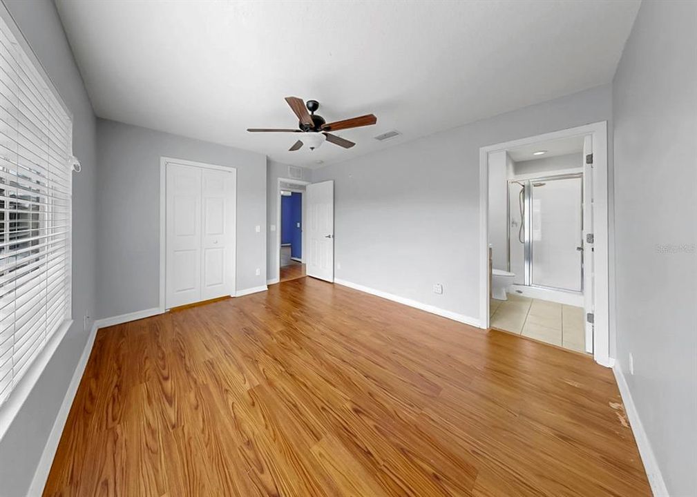 Activo con contrato: $205,000 (3 camas, 2 baños, 1200 Pies cuadrados)
