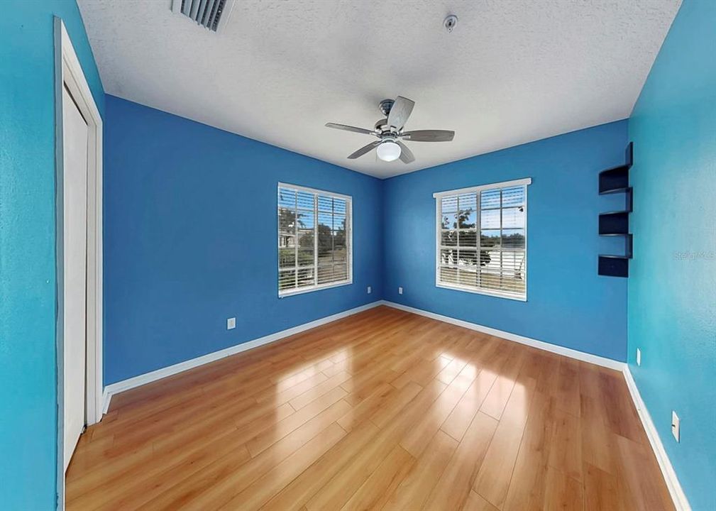 Activo con contrato: $205,000 (3 camas, 2 baños, 1200 Pies cuadrados)