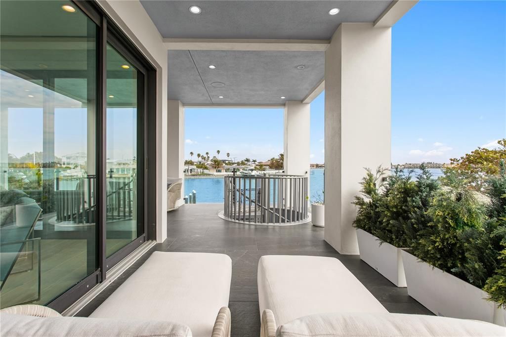 En Venta: $8,950,000 (5 camas, 5 baños, 5497 Pies cuadrados)