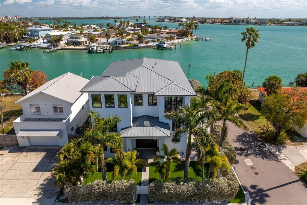 En Venta: $8,950,000 (5 camas, 5 baños, 5497 Pies cuadrados)