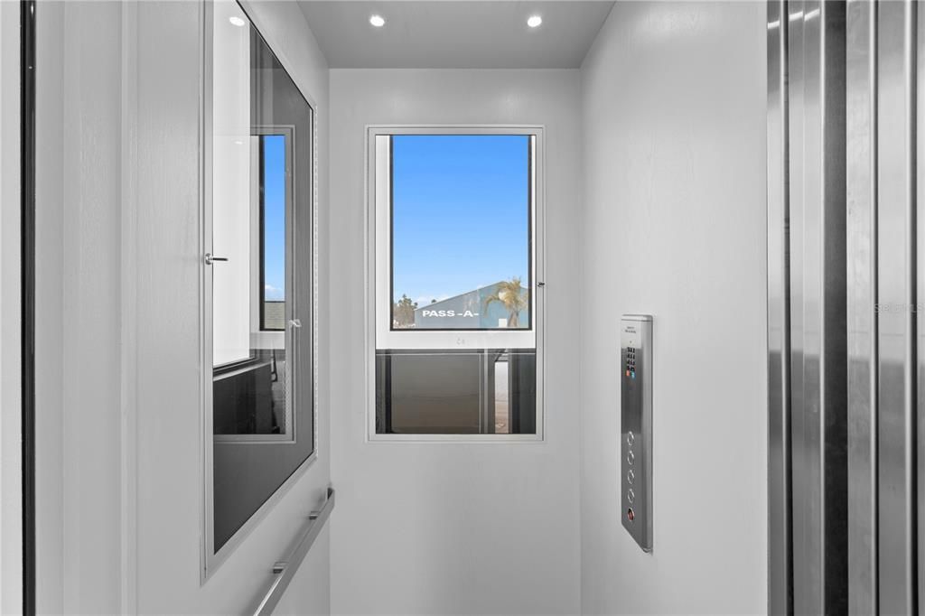 En Venta: $8,950,000 (5 camas, 5 baños, 5497 Pies cuadrados)