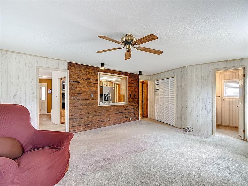 Active With Contract: $448,500 (4 beds, 3 baths, 2331 Square Feet)
