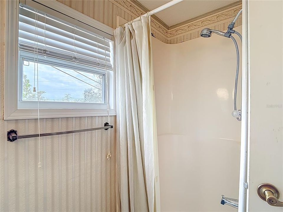 Active With Contract: $448,500 (4 beds, 3 baths, 2331 Square Feet)
