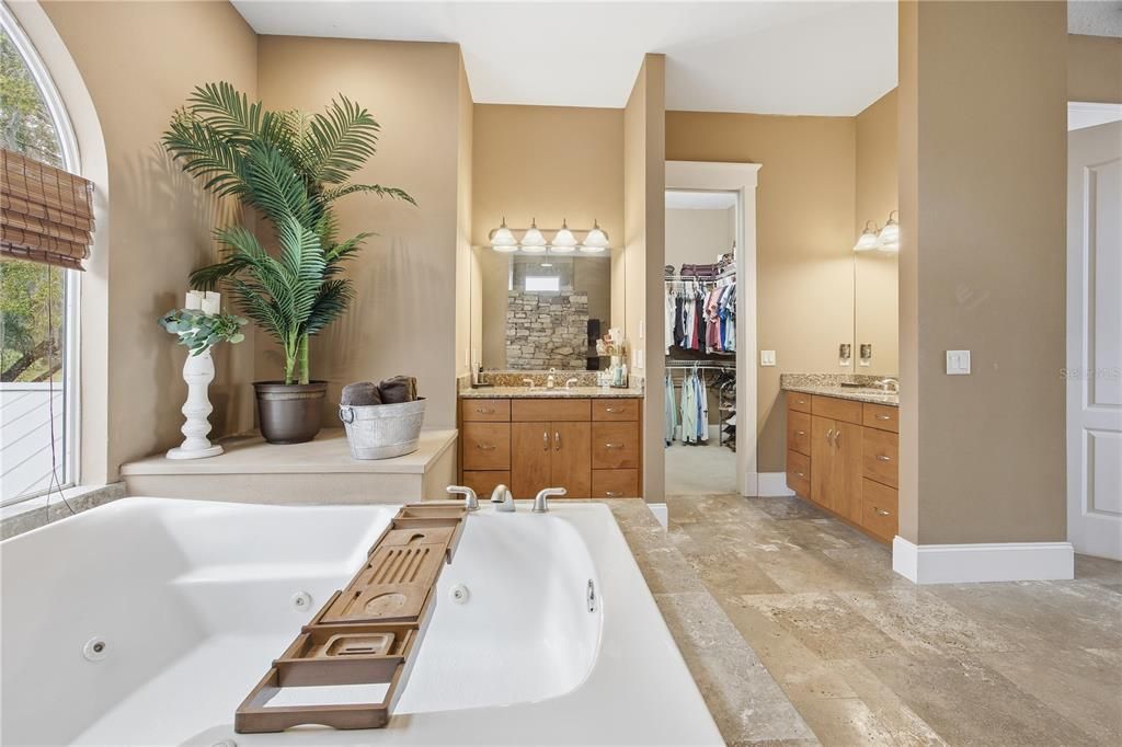 For Sale: $1,300,000 (3 beds, 3 baths, 3236 Square Feet)