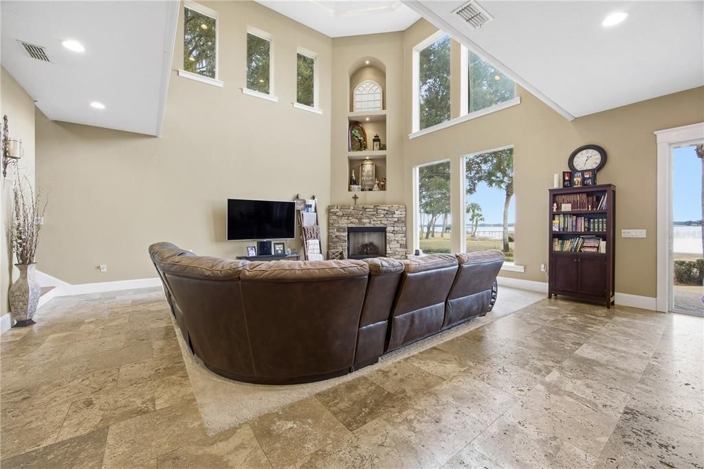 For Sale: $1,300,000 (3 beds, 3 baths, 3236 Square Feet)