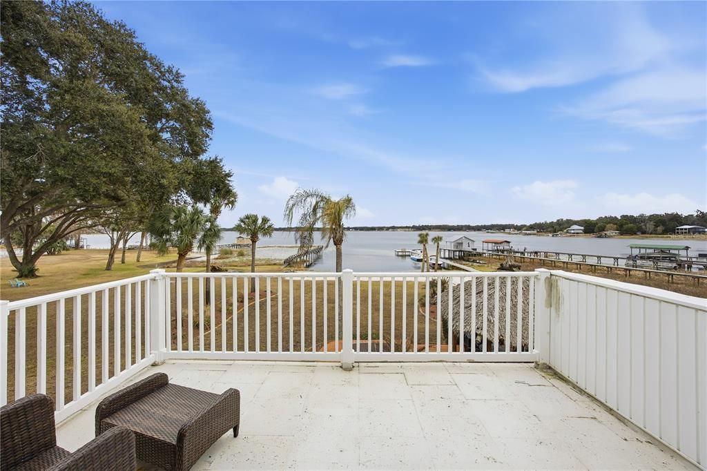 For Sale: $1,300,000 (3 beds, 3 baths, 3236 Square Feet)