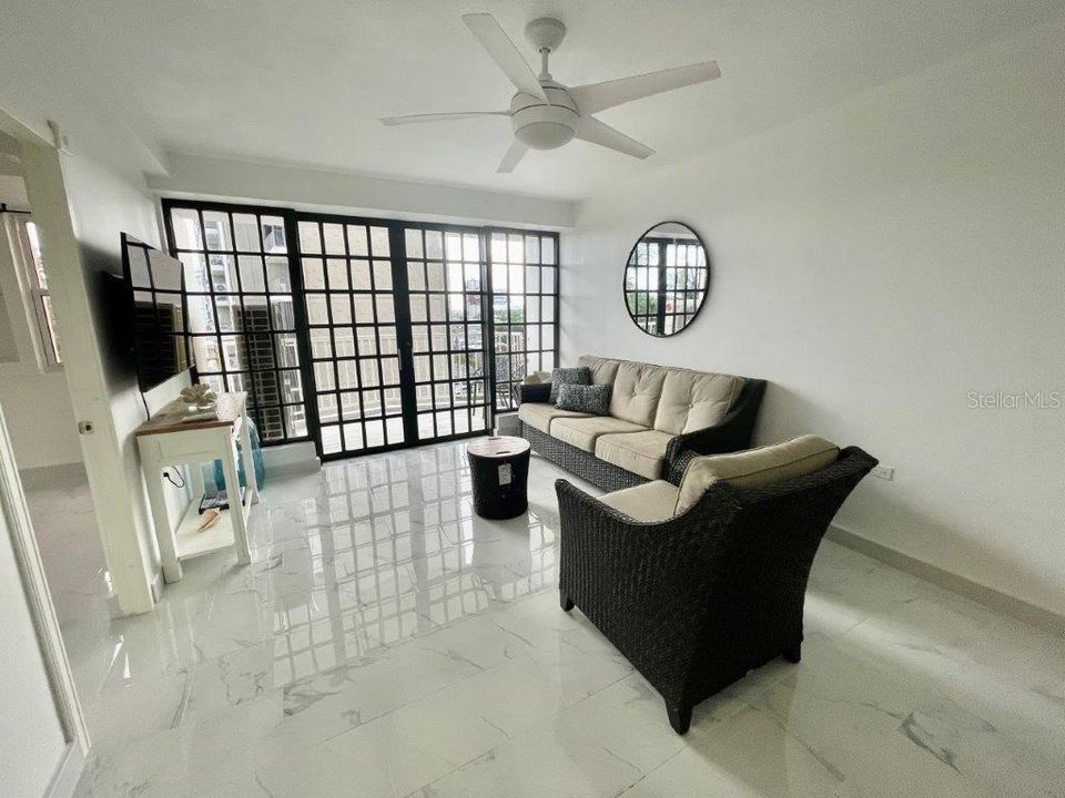 En Venta: $355,000 (1 camas, 1 baños, 620 Pies cuadrados)