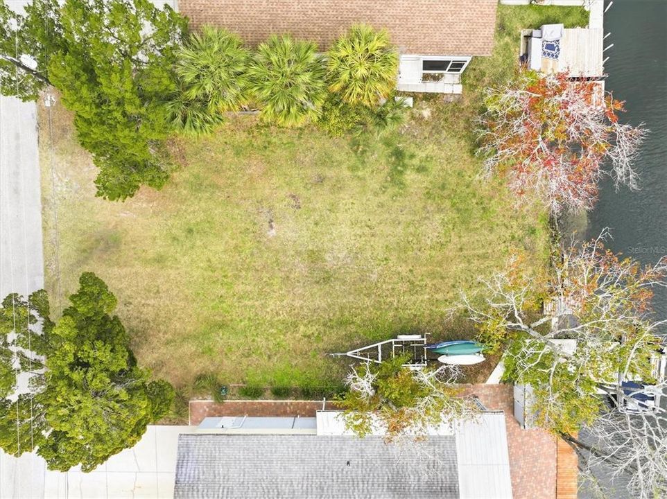 En Venta: $299,000 (0.11 acres)