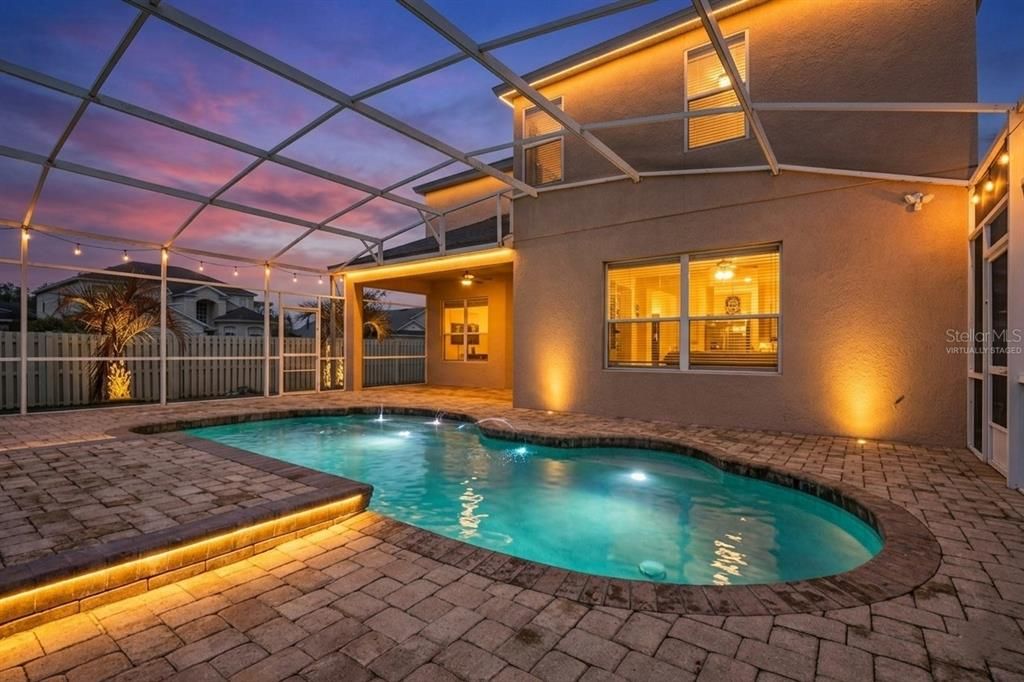 En Venta: $620,000 (5 camas, 3 baños, 2804 Pies cuadrados)