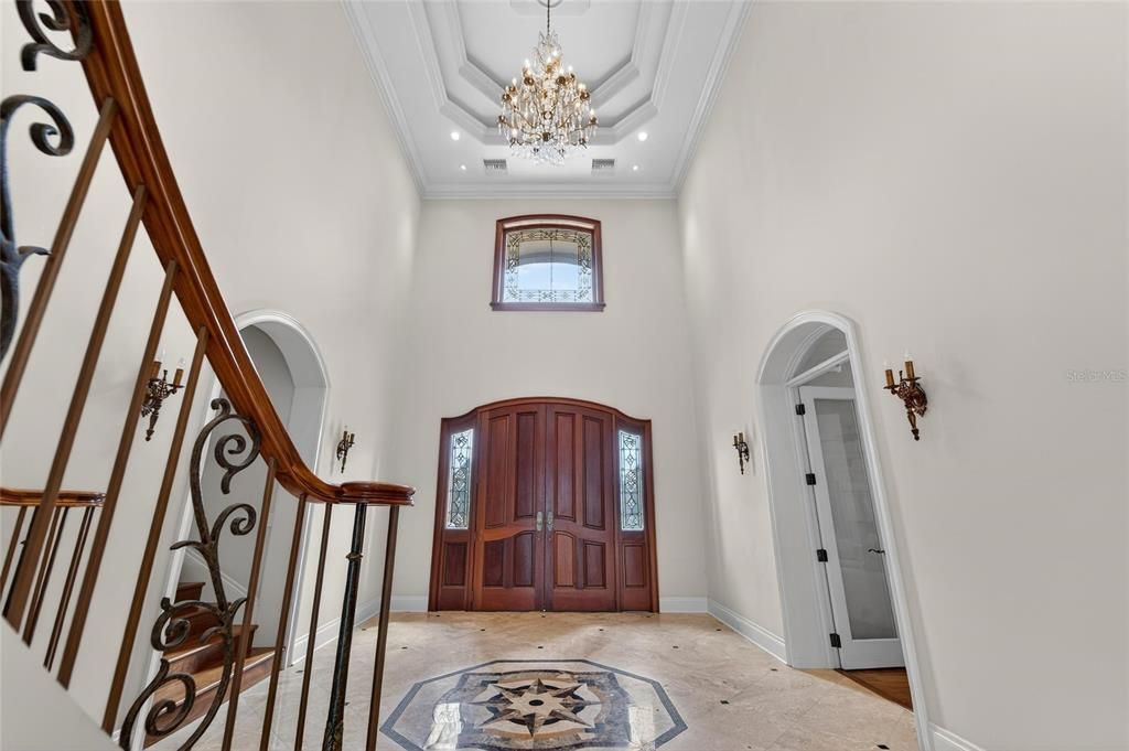 For Sale: $3,900,000 (7 beds, 8 baths, 9222 Square Feet)