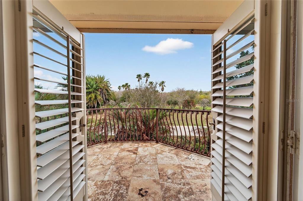 For Sale: $3,900,000 (7 beds, 8 baths, 9222 Square Feet)