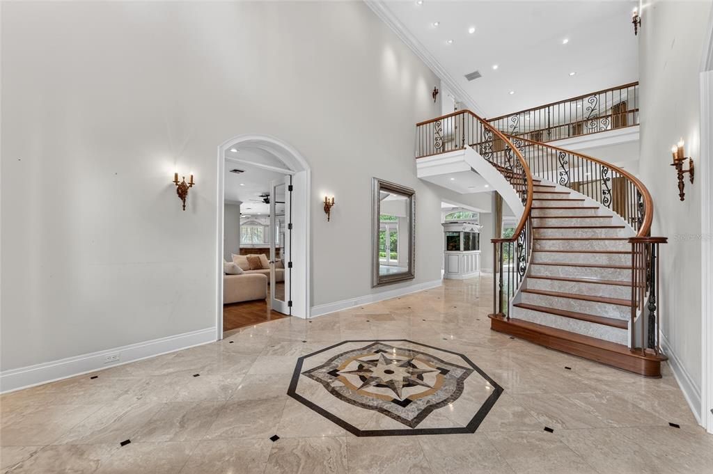 For Sale: $3,900,000 (7 beds, 8 baths, 9222 Square Feet)