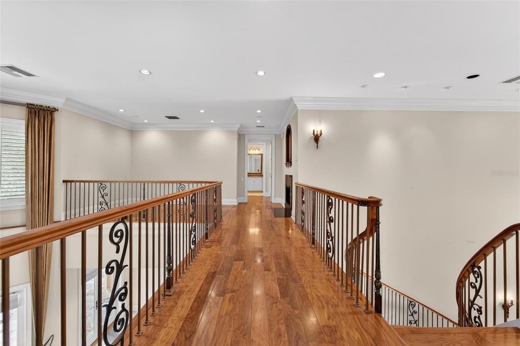 For Sale: $3,900,000 (7 beds, 8 baths, 9222 Square Feet)